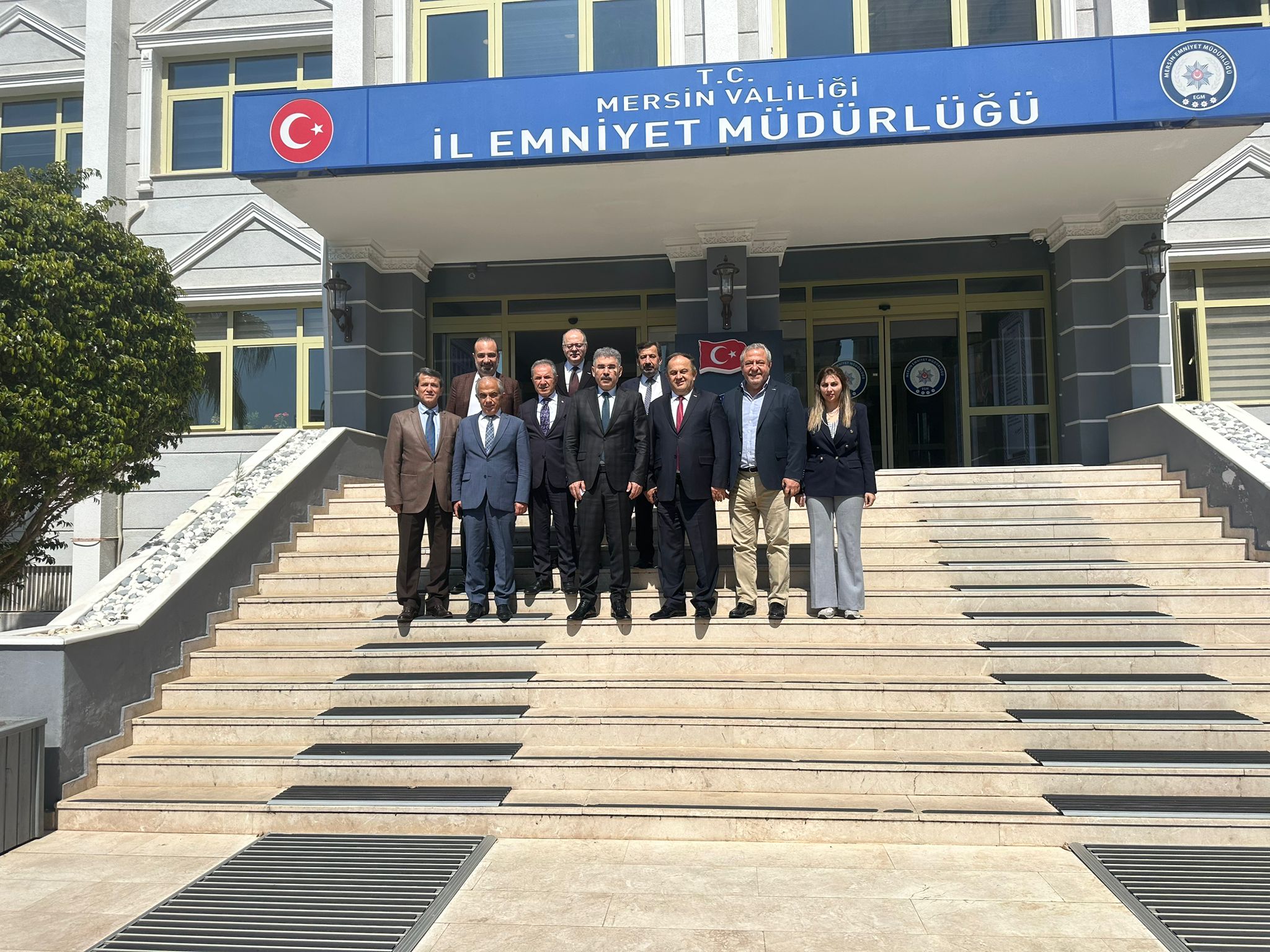 AK Parti Yenişehir Belediye Başkan Adayı Sn. Kenan Peker derneğimizi ziyaret  etmişlerdir.